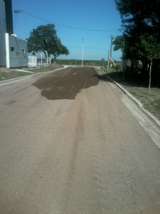 Nueva cuadra de cordón cuneta - Calle Tucumán entre Av. Centenario y San Martin