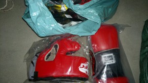 Entrega de guantes para boxeo (2)