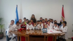Visita de alumnos al presidente (2)
