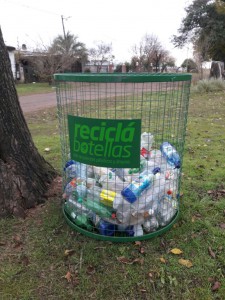 Reciclado de botellas plásticas (4)