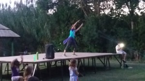 1º clase de zumba al aire libre (8)