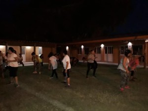 3º clase de zumba al aire libre (1)