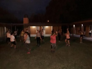 3º clase de zumba al aire libre (3)