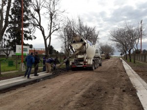 Pavimento - Calle Entre Rios (61)